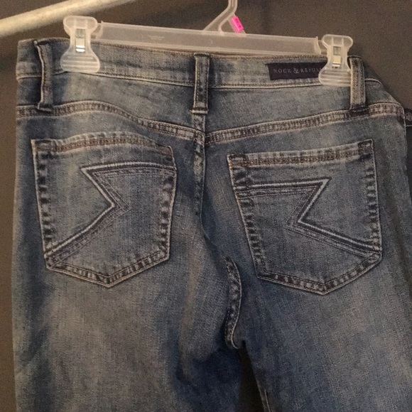 Rock & Republic jeans - Picture 2 of 3